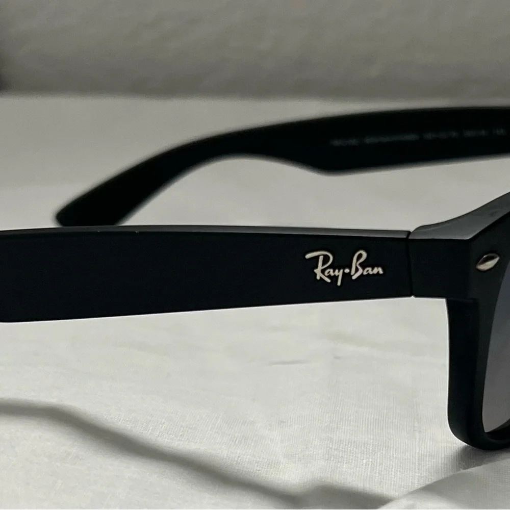 Ray-Ban RB2132 Classic Black Rectangular Sunglasses - Picture 2 of 6